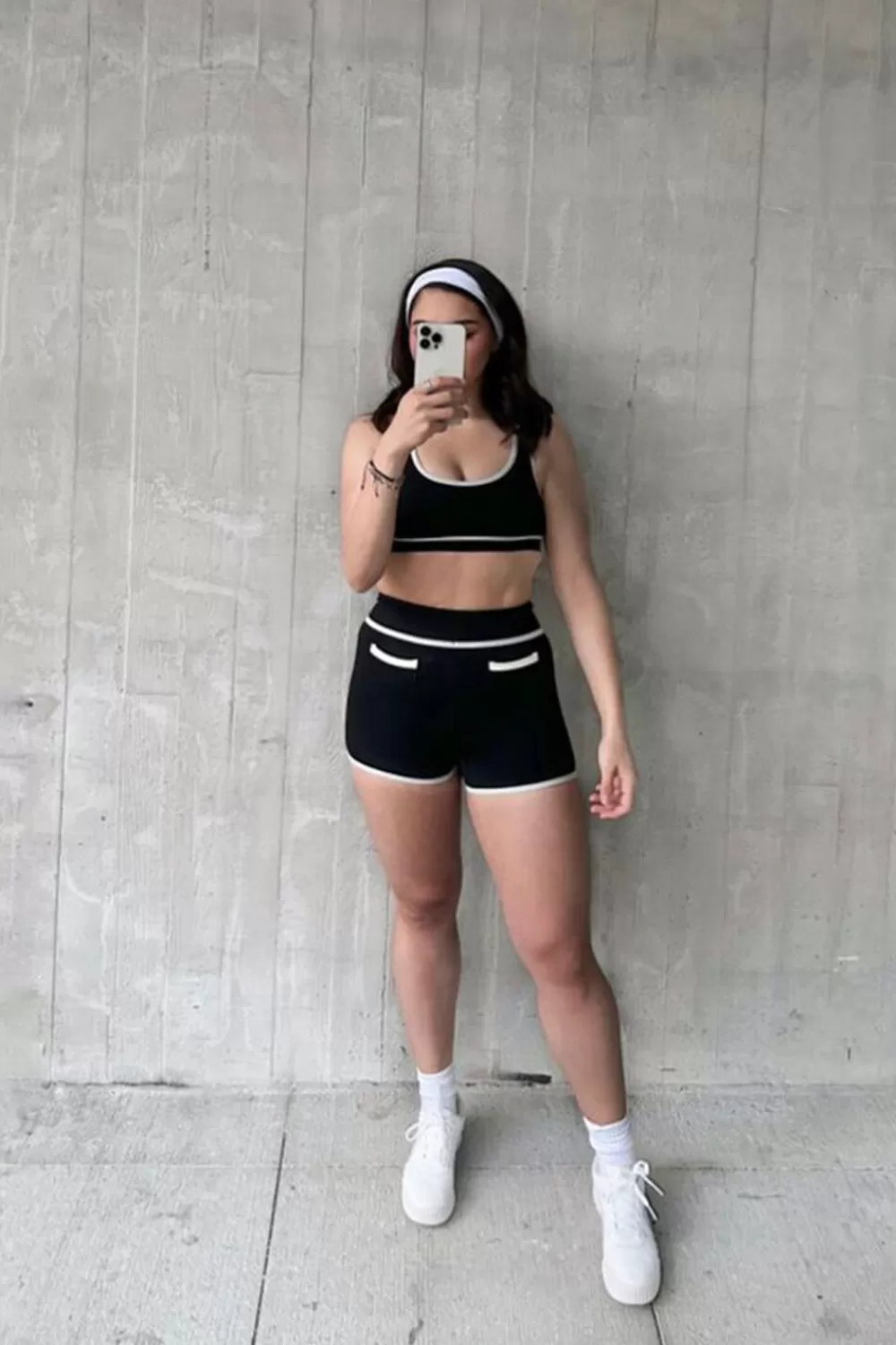 Bottoms>Forever 21 Active Seamless Contrast-Trim Biker Shorts Black/White