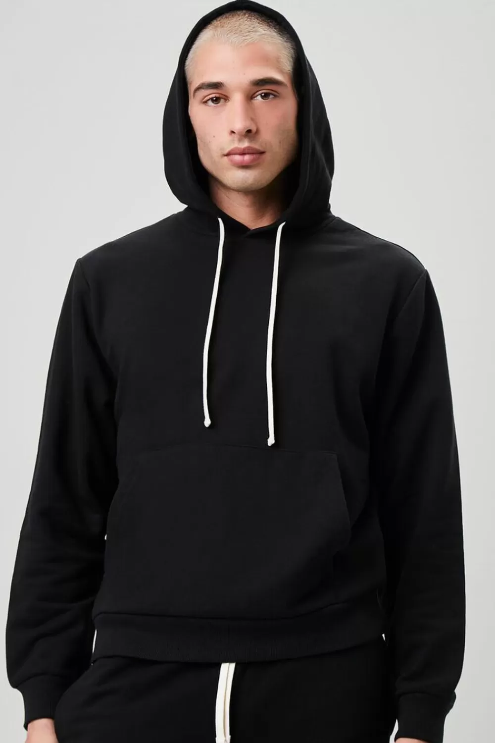 Tops>Forever 21 Basic Drawstring Hoodie Black