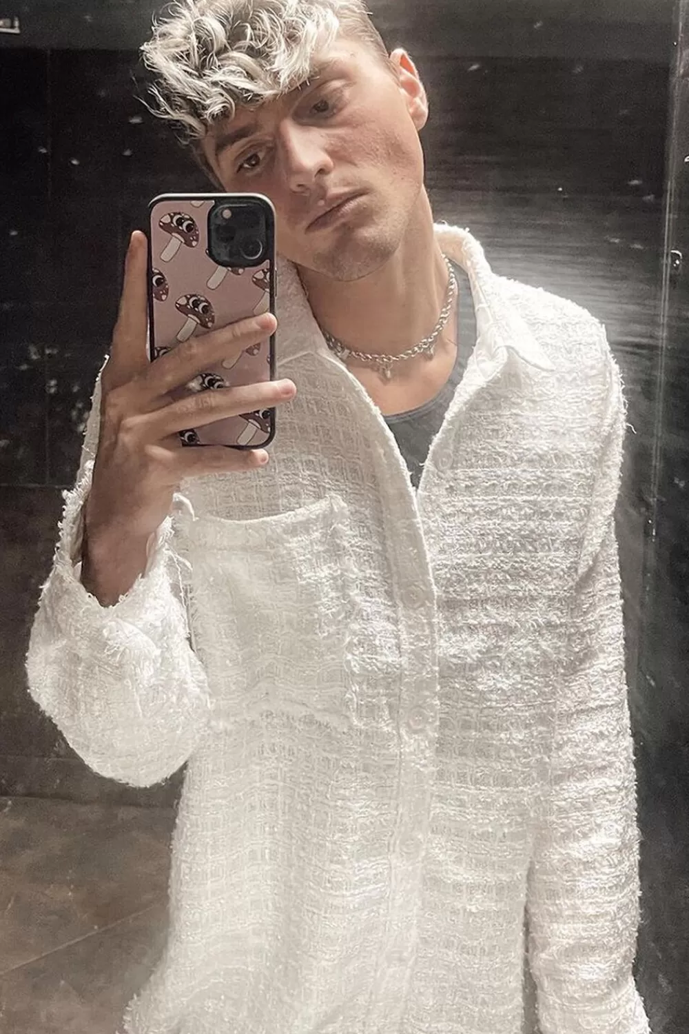 Tops>Forever 21 Boucle Pocket Shirt Cream