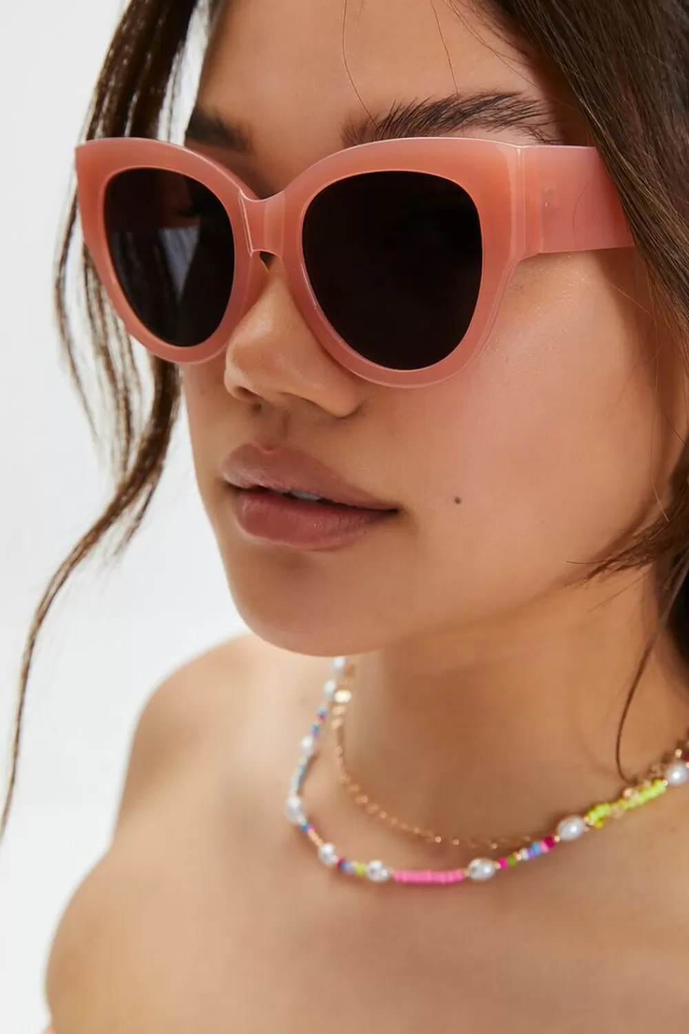 Sunglasses + Readers>Forever 21 Cat-Eye Frame Sunglasses Pink/Black