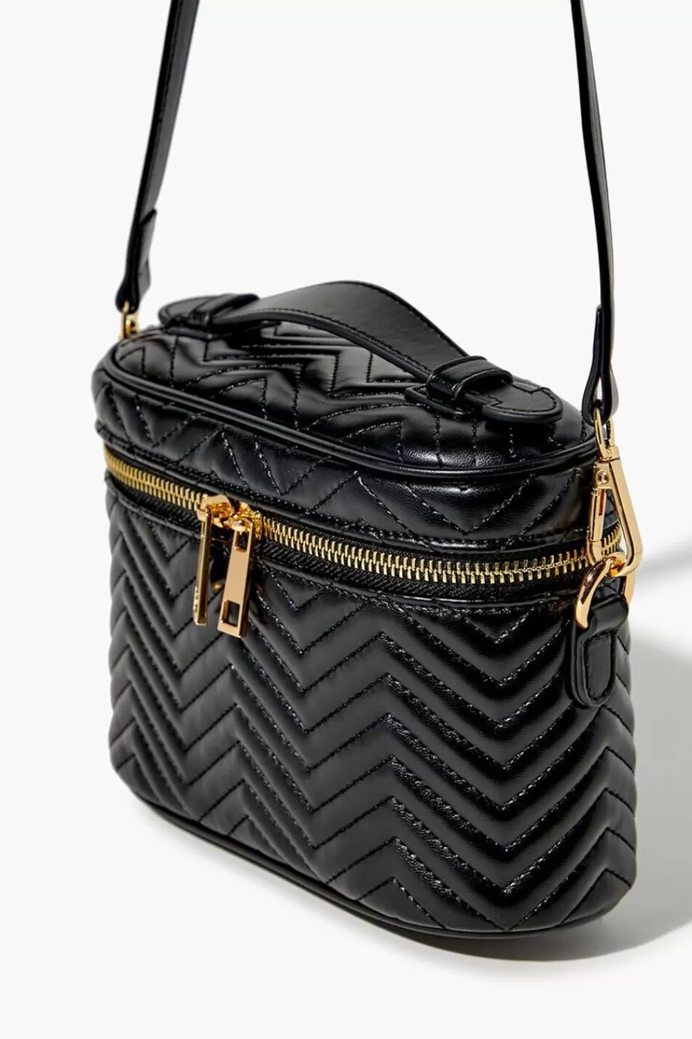 Bags + Backpacks>Forever 21 Chevron-Quilted Crossbody Bag Black