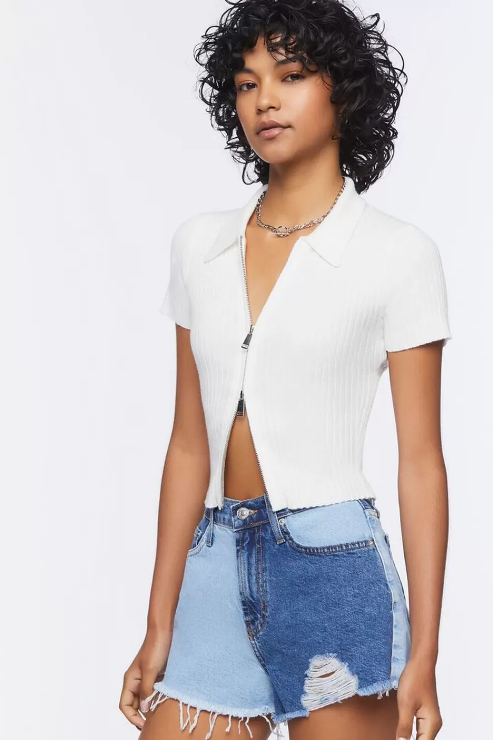 Bottoms>Forever 21 Colorblock Frayed Denim Shorts Light Denim