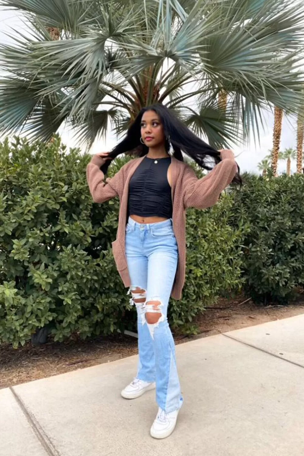 Bottoms>Forever 21 Distressed Bootcut Jeans Light Denim
