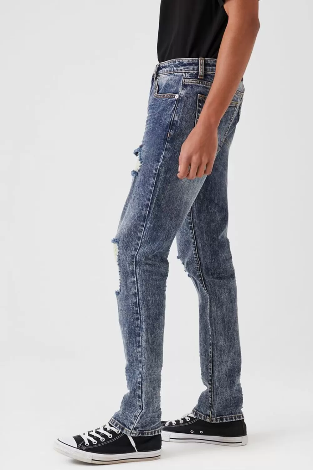 Jeans + Denim>Forever 21 Distressed Slim-Leg Jeans Medium Denim