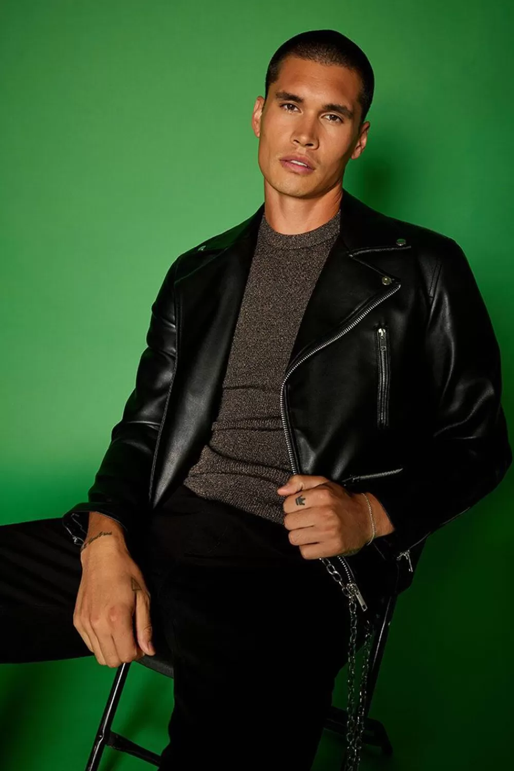 Jackets + Outerwear>Forever 21 Faux Leather Moto Jacket Black