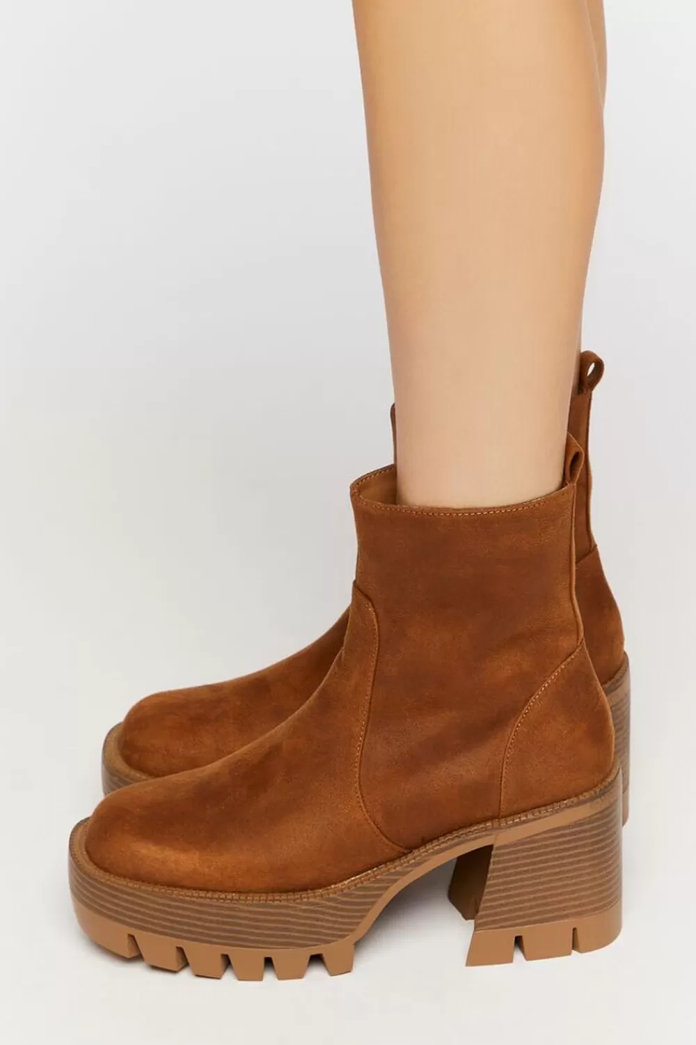 Wedges + Platforms>Forever 21 Faux Suede Platform Lug Booties Brown