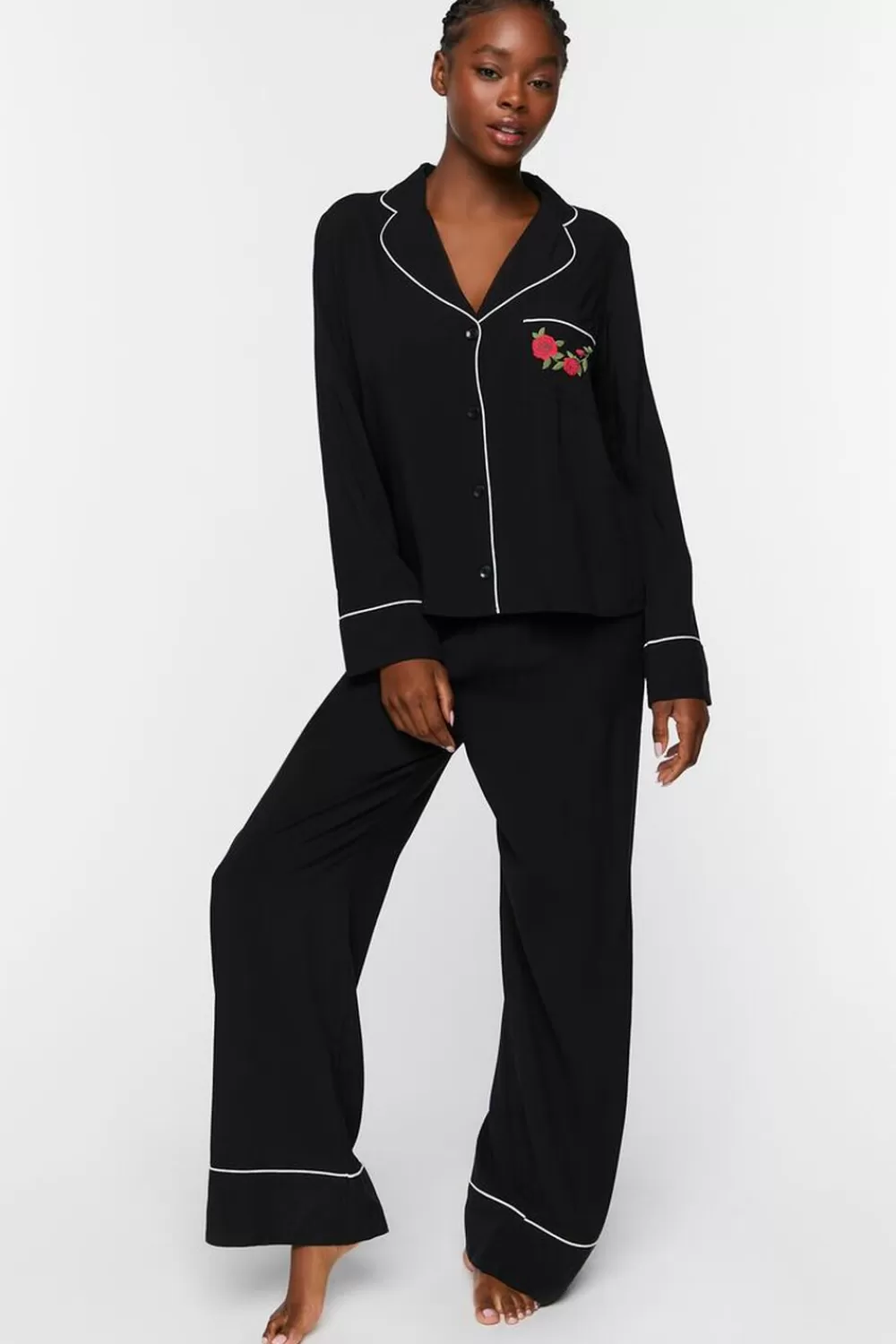 Loungewear>Forever 21 Floral Shirt & Pants Pajama Set Black/White