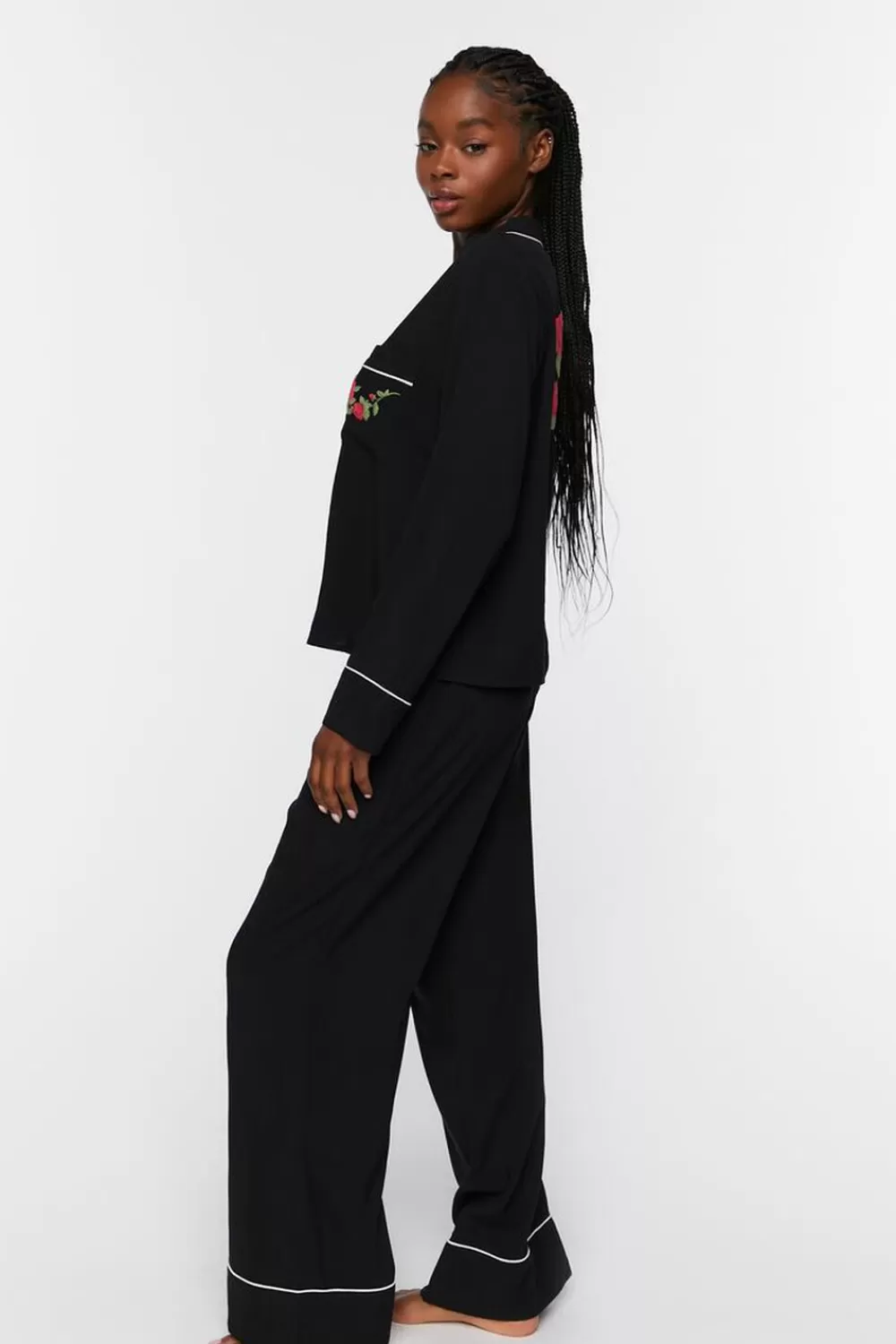 Loungewear>Forever 21 Floral Shirt & Pants Pajama Set Black/White