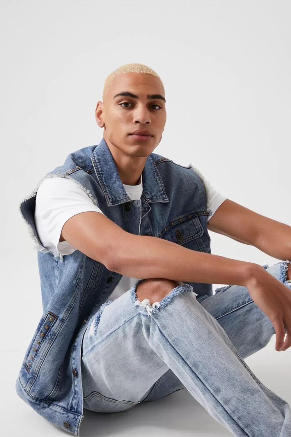 Jackets + Outerwear>Forever 21 Frayed Denim Vest Medium Denim