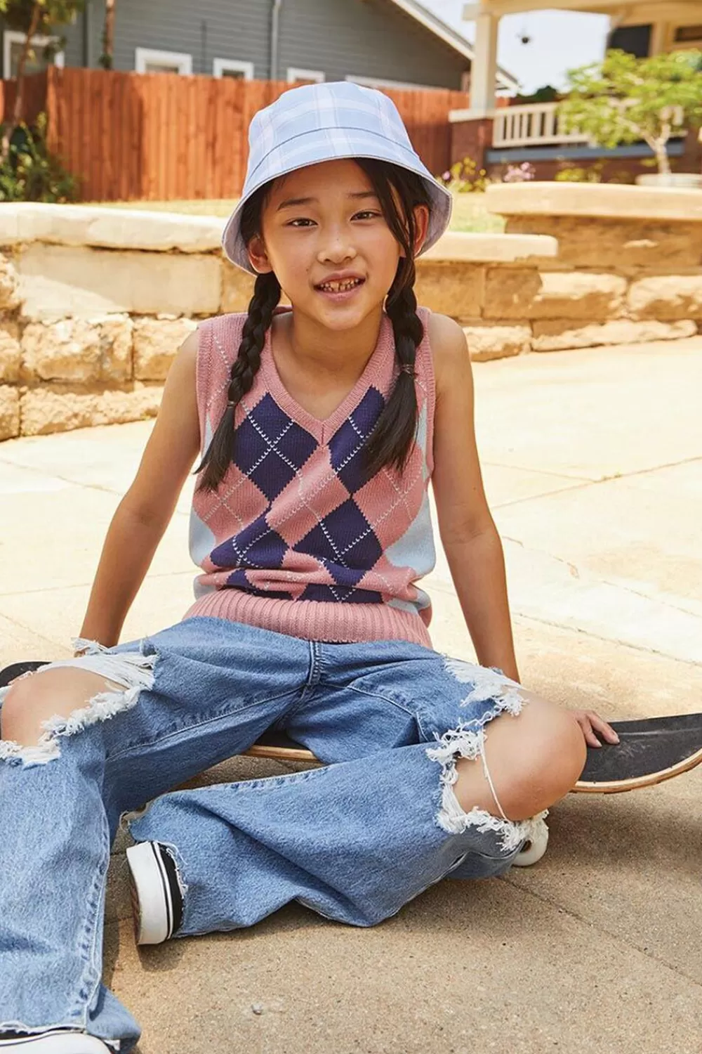Sweaters + Cardigans>Forever 21 Girls Argyle Sweater Vest (Kids) Pink/Multi
