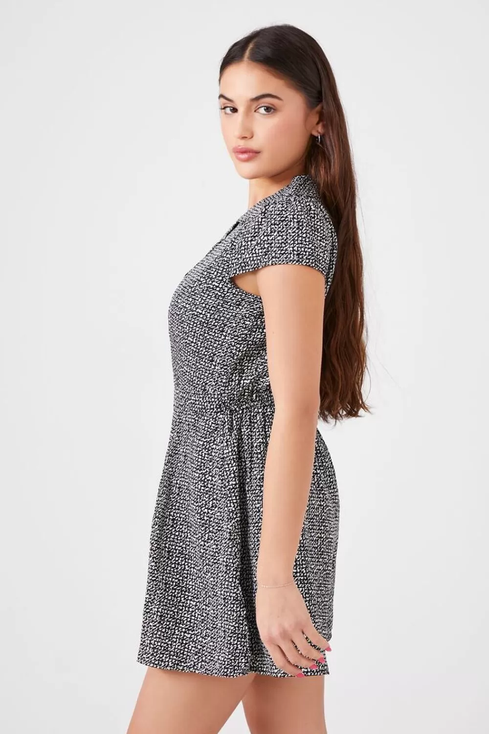 Rompers + Jumpsuits>Forever 21 Mock Wrap Surplice Romper Black/White