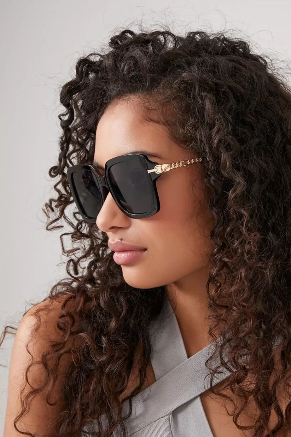 Sunglasses + Readers>Forever 21 Oversized Square Sunglasses Black/Black