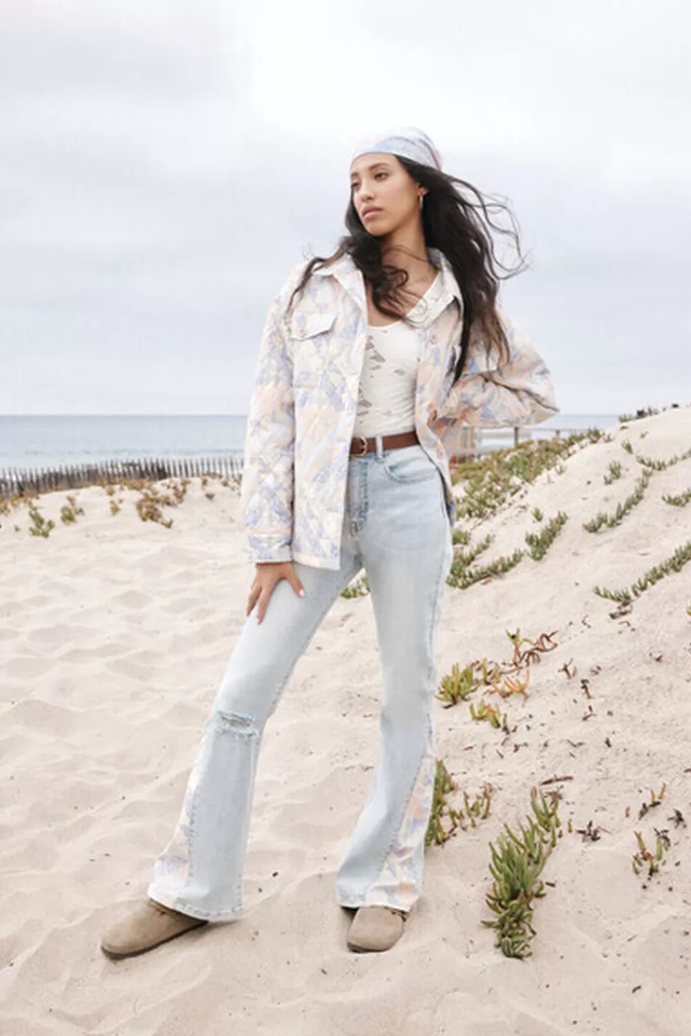 Bottoms>Forever 21 Patchwork Flare Jeans Light Denim