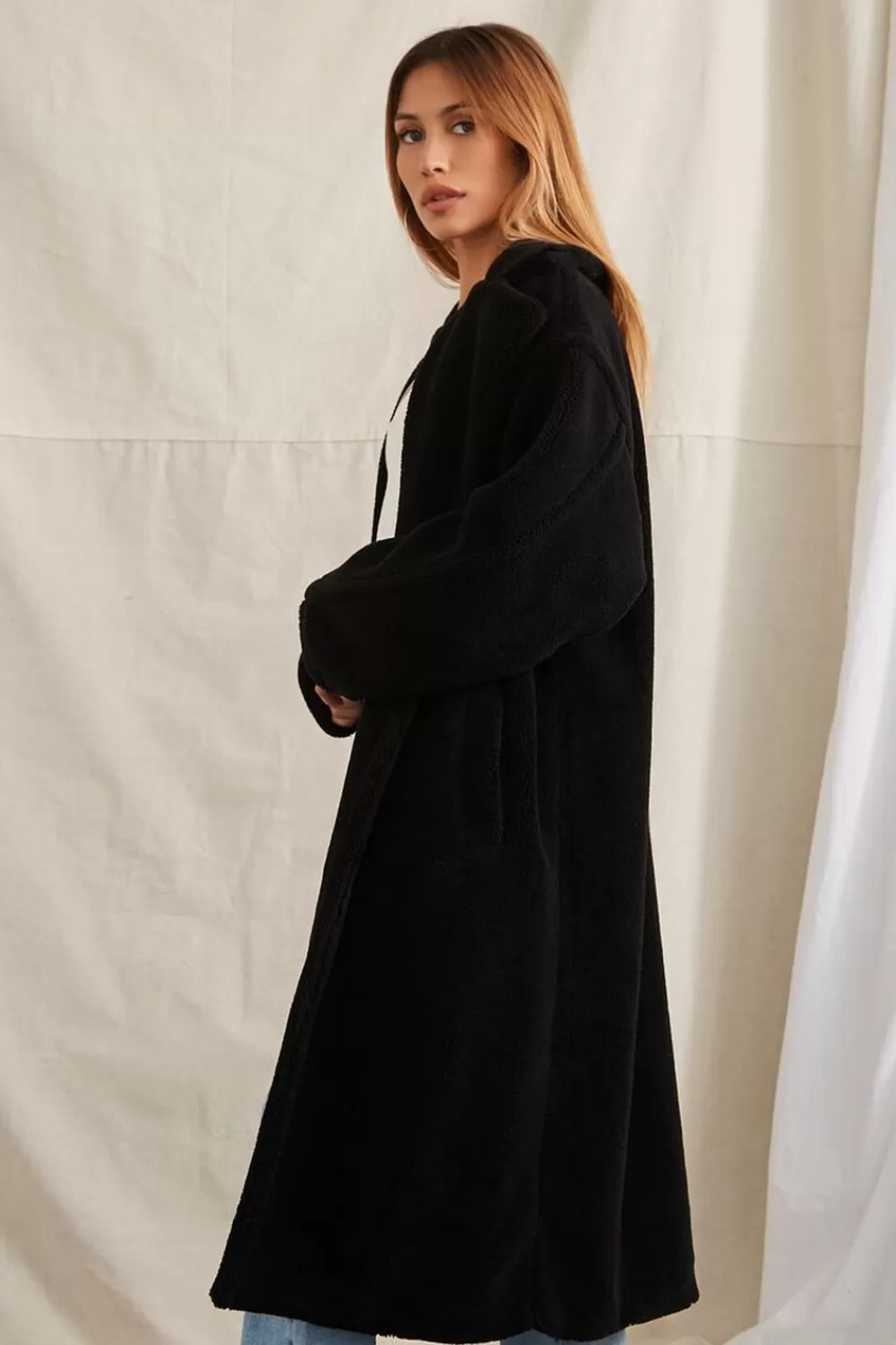 Jackets + Outerwear>Forever 21 Plush Drop-Sleeve Coat Black