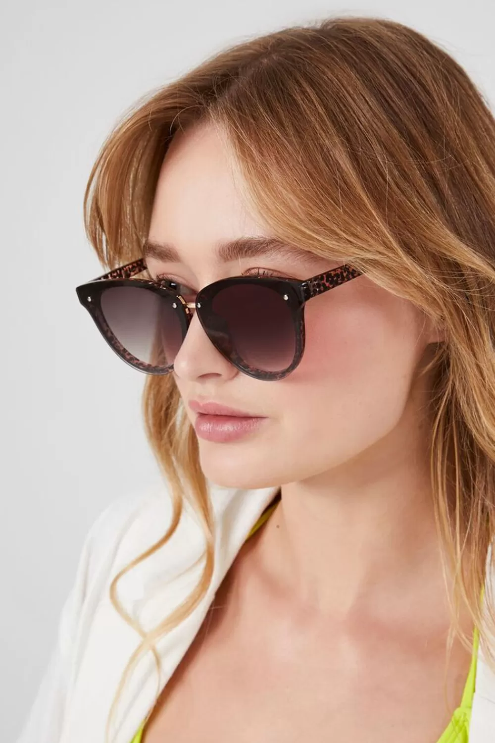 Sunglasses + Readers>Forever 21 Round Frame Sunglasses Black/Brown
