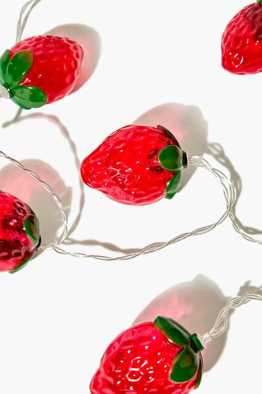 Home Decorate>Forever 21 Strawberry String Lights Red/Green
