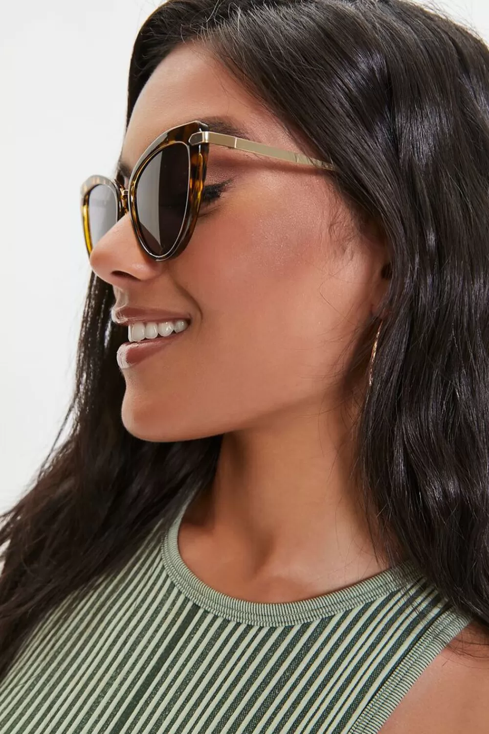 Sunglasses + Readers>Forever 21 Tinted Cat-Eye Sunglasses Brown/Black